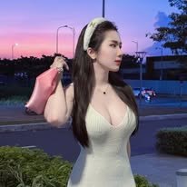 Gái Xinh Mặc Bikini Nóng Bỏng Những Khoảnh Khắc Dễ Thương Làm Rung Động Trái Tim